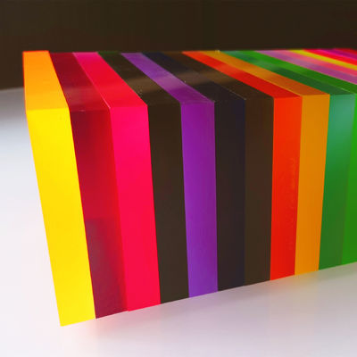 Finden Sie die besten farbigen Acrylblätter für Ihre Entwurfsprojekte
